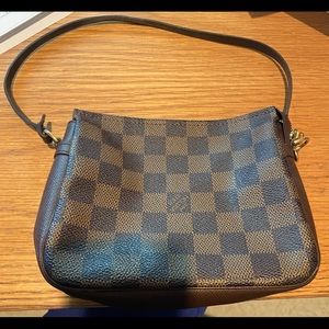 Authentic Louis Vuitton Purse